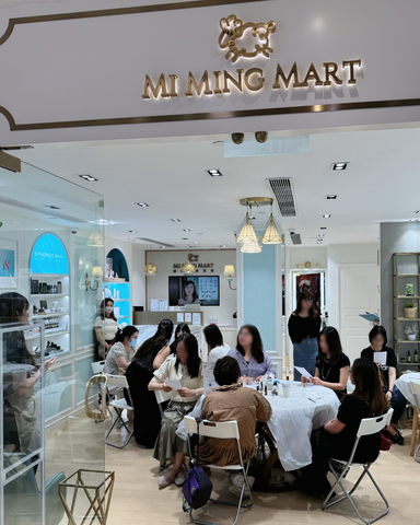 Custom Group Perfume Workshops for Schools and Corporate Groups Custom Group Perfume Workshops for Schools and Corporate Groups